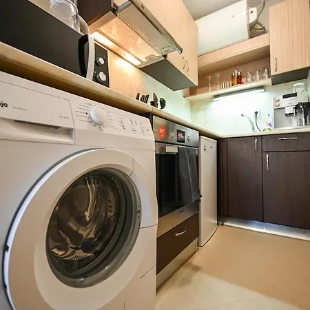 Romance Studio-steps From Thesea Apartmán