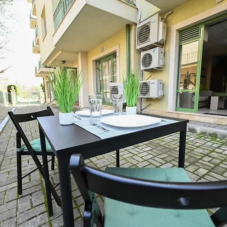 Appartement Romance Studio-steps From Thesea *