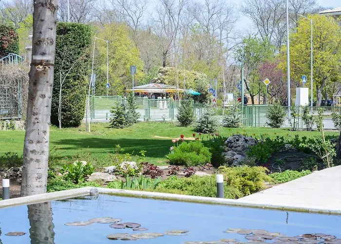 شقة Romance Studio-steps From Thesea